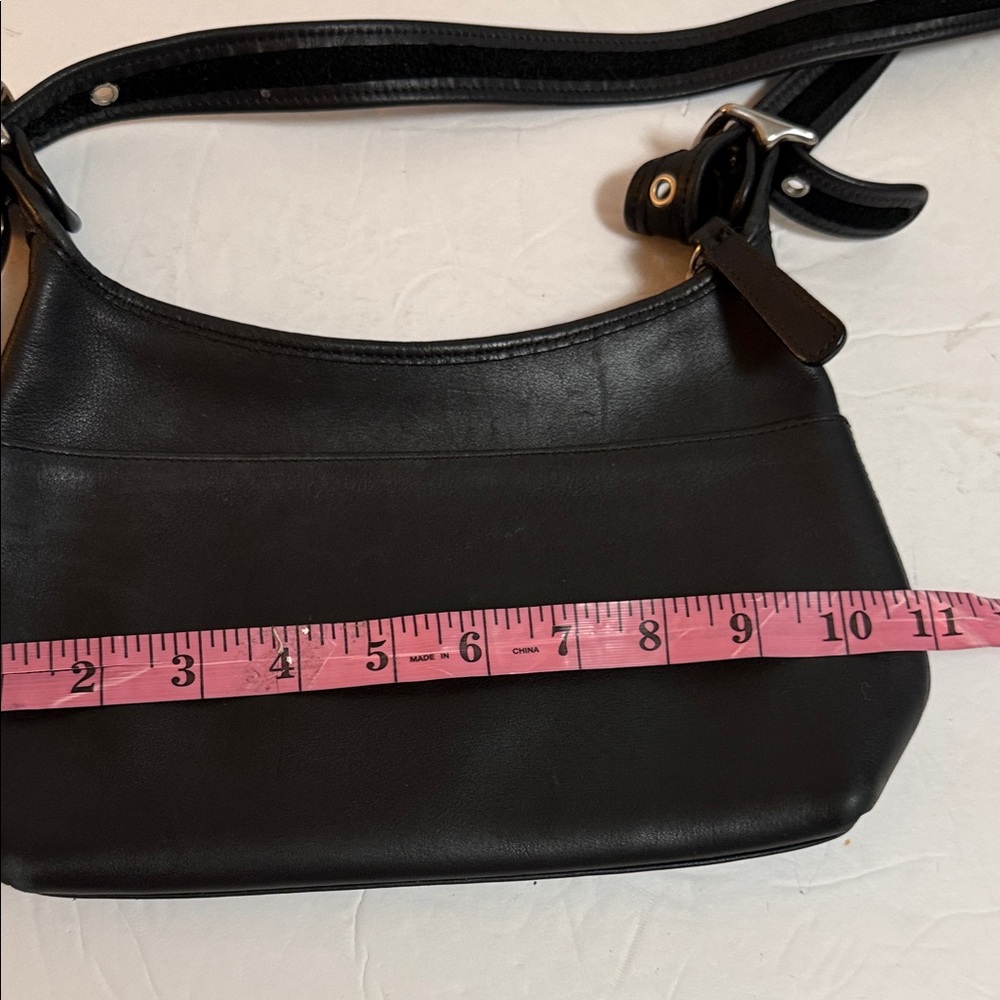 Coach Legacy Black Leather 9136 - Picture 10 of 11